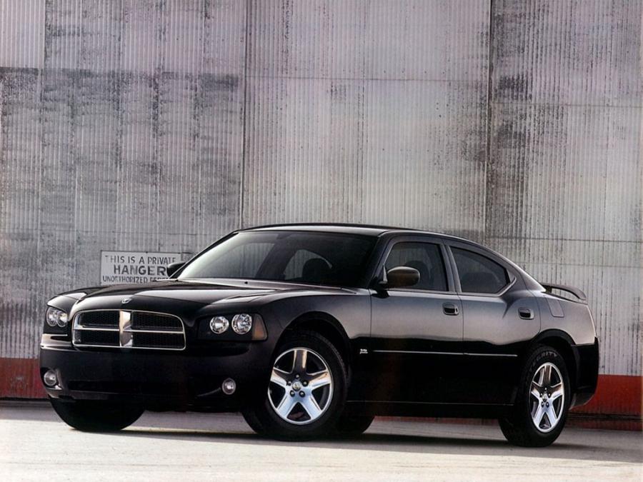  Dodge Charger 2005 года  (фото 10 из 18)
